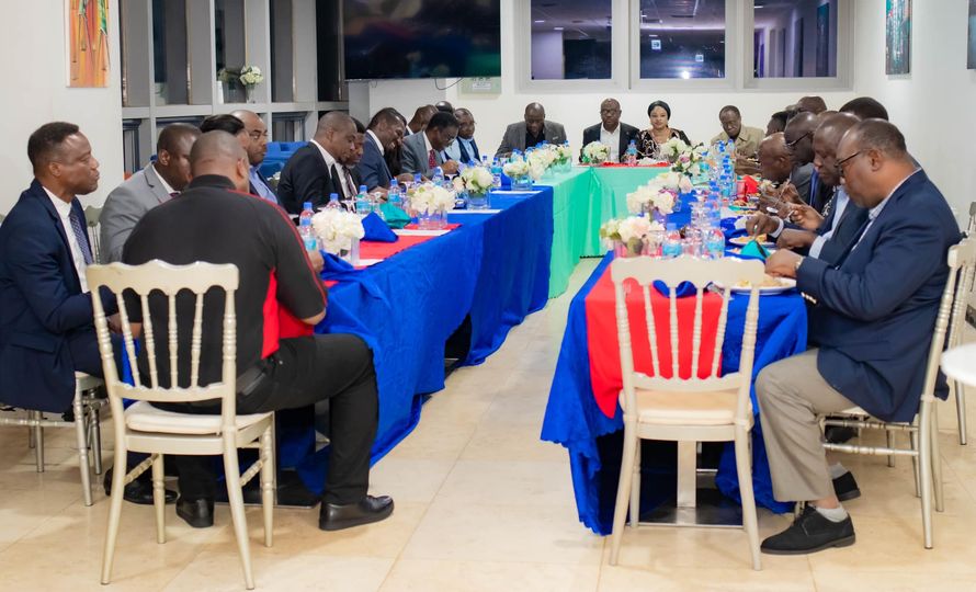 Sierra Leone Association of Commercial Banks (SLACB) organises farewell dinner for the outgoing MD/CEO UBA Sierra Leone Usman Isiaka