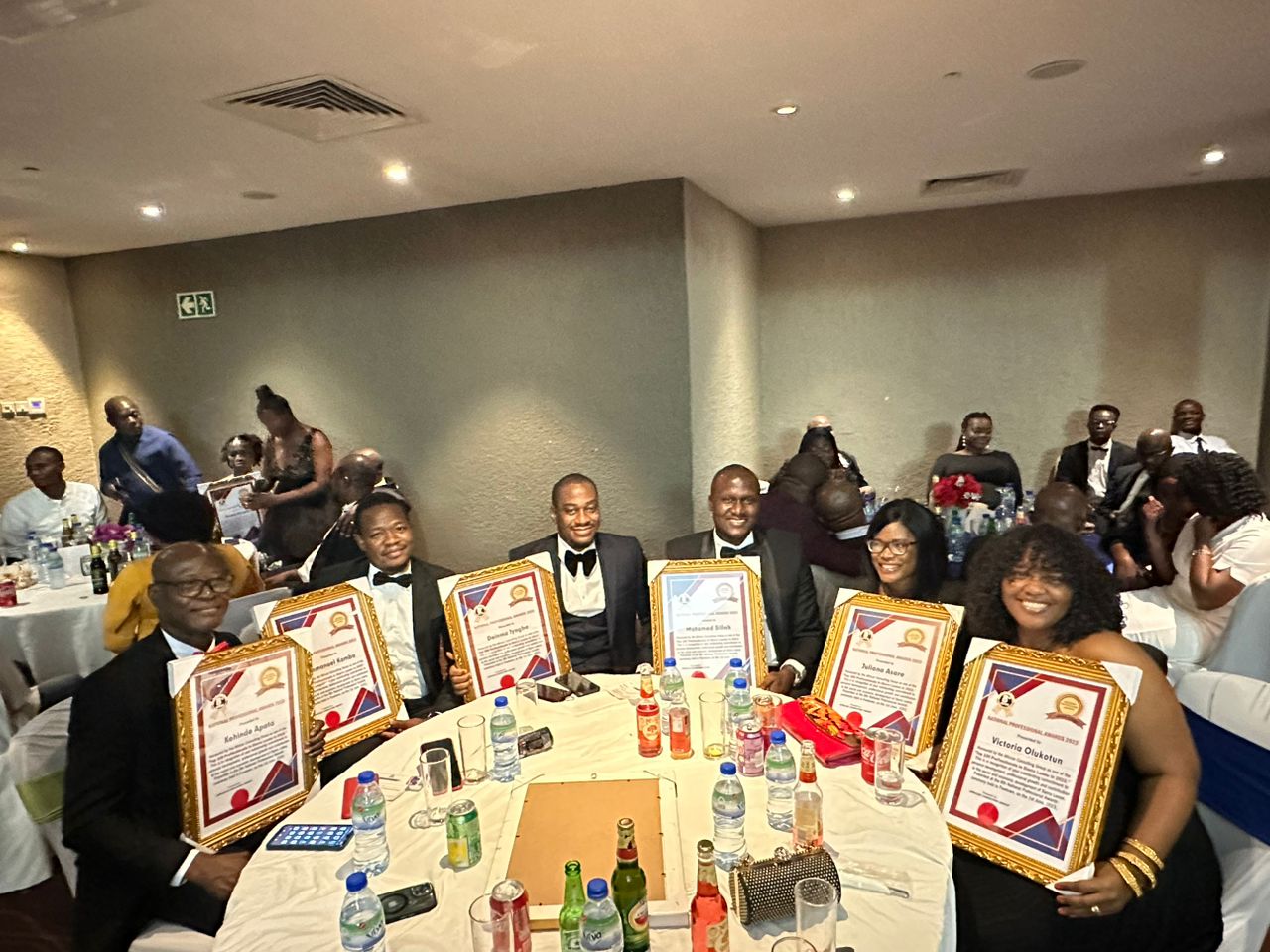 UBA-SL Senior Executives Receive the 2023 Sierra Ovation Awards for 100 Most Outstanding Professionals of the Year