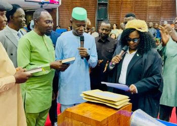 NEW MEMBERS OF PARLIAMENT TAKE OATH OF OFFICE