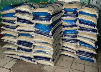 HON. SUALIHO M. KOROMA DOLES OUT  100 BAGS OF RICE AND LE40, 000 TO SLPP REGIONAL, DISTRICT AND CONSTITUENCY EXECUTIVES IN BO CITY