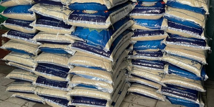 HON. SUALIHO M. KOROMA DOLES OUT  100 BAGS OF RICE AND LE40, 000 TO SLPP REGIONAL, DISTRICT AND CONSTITUENCY EXECUTIVES IN BO CITY