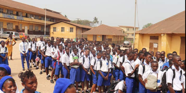 As school reopens… Parents raise concern over the high cost of school materials