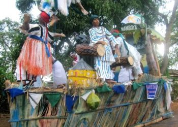 THE BEAUTY OF OUR FESTIVE SEASONS