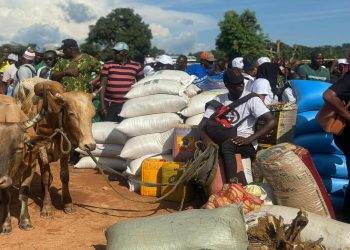Minister Kpaka donates Le 600m worth Homegrown Produce to Kailahun Community