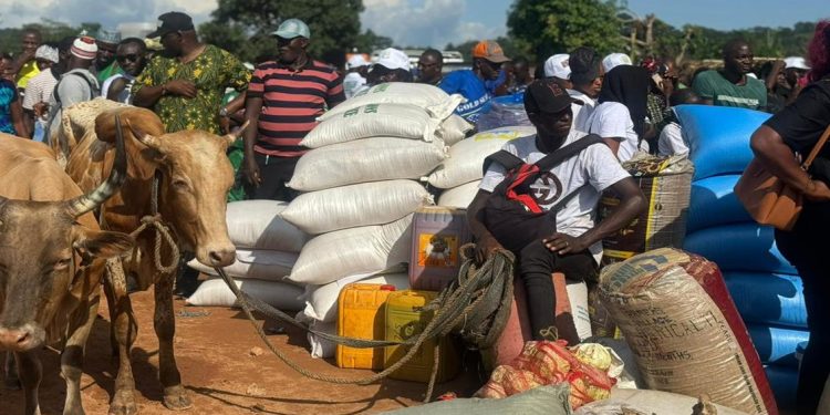 Minister Kpaka donates Le 600m worth Homegrown Produce to Kailahun Community