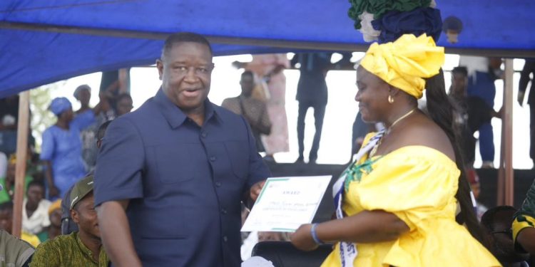 PRESIDENT BIO HONOUR MED-TULAI AGRIBUSINESS ON WORLD FOOD DAY