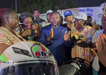 At 2024 Civic Festival… AGRIC MINISTER PRESENTS 3 MOTOR BIKES TO NaFFSL