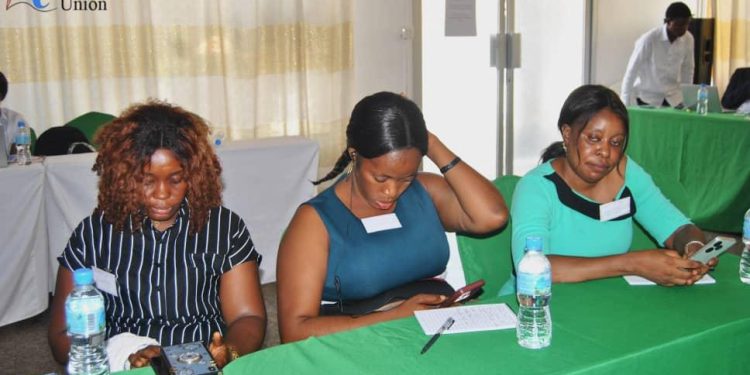 Institute for Development and SLRU Train 25 Journalists in research for better Reporting