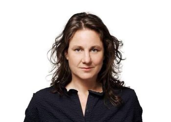DUTCH JOURNALIST ARRESTED IN SIERRA LEONE FOR QUESTIONING