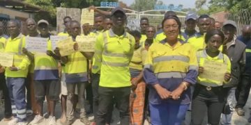 SIERRA DIAMONDS LTD. MINERS GO 10 MONTHS WITHOUT SALARY