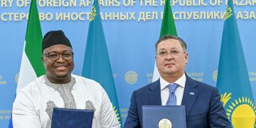  Minister of Foreign Affairs and International Cooperation Deepens Bilateral Relations with Kazakhstan