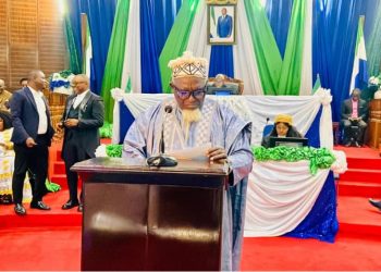 TONKOLILI PARAMOUNT CHIEF TABLES PUBLIC PETITION IN FAVOUR OF GENTO