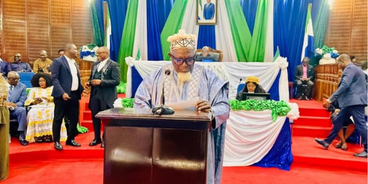 TONKOLILI PARAMOUNT CHIEF TABLES PUBLIC PETITION IN FAVOUR OF GENTO