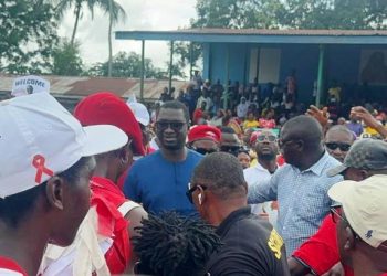 Huge Crowd Welcomes Dr Ibrahim Bangura in Lunsar