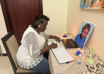 DR SYLVIA BLYDEN MOURNS WITH AMBASSADOR OMRIE GOLLEY, SAYS LATE MAMA MINNETTE WAS AN OUTSTANDING APC ELITE WOMAN