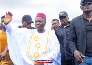 Eastern Freetown Shuts Down as Dr. Kaifala Marah Observes Jummah Prayers at the Gaddafi Mosque.