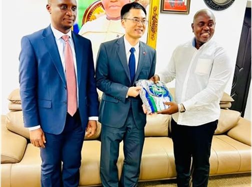 Chinese Ambassador Bids Farewell to Speaker Thomas & Sierra Leone Parliament