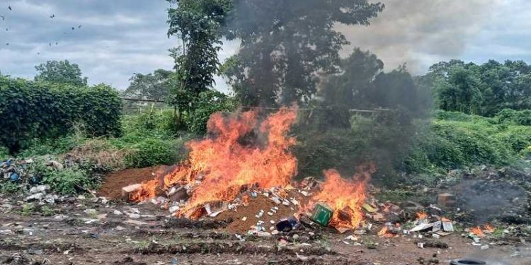 Pharmacy Board of Sierra Leone Incinerates Over NLe172, 000 worth of Substandard and Falsified Drugs in Kenema