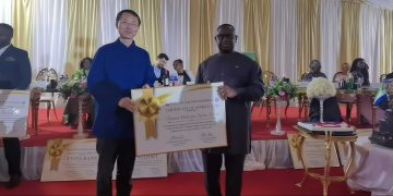 Chinese Diplomat Attends Hands Off Our Girls 7th Anniversary Banquet