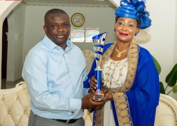 Amb. Anthony Navo Honoured with DIF Global Leadership Award   