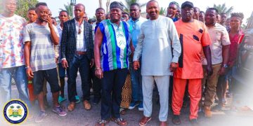 VP Juldeh Jalloh Joins Ashr Prayer at Mile 91 Ahmadiyya Muslim Mosque, Connects with Community Members.