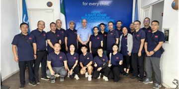 Chinese Doctors Conduct First Aid Training for UNICEF Staff in Sierra Leone
