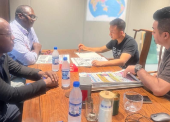 Guild Chair, Chinese Firm Discuss Affordable Newspaper Printing